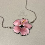 ciondolo fiore ibisco rosa in argento