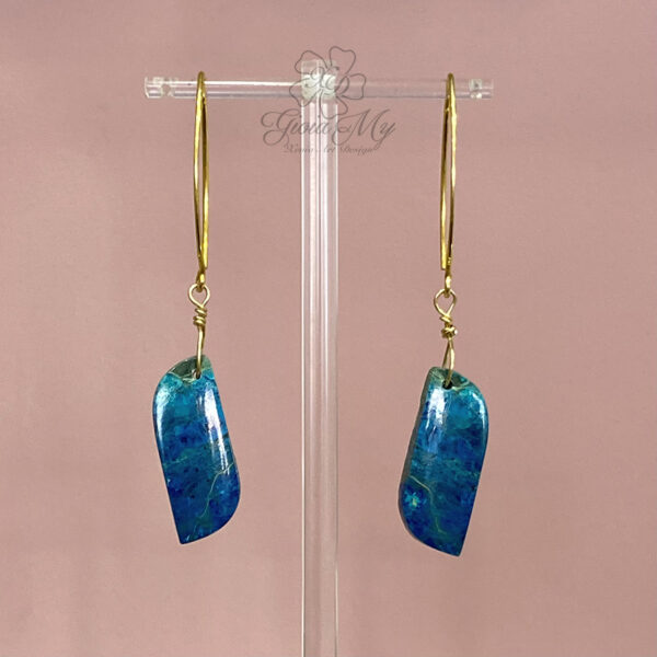 orecchini artigianali pendenti shattuckite blu in argento oro