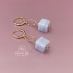 orecchini con pietre di calcedonio azzurro e ovale in argento placcato oro rosa