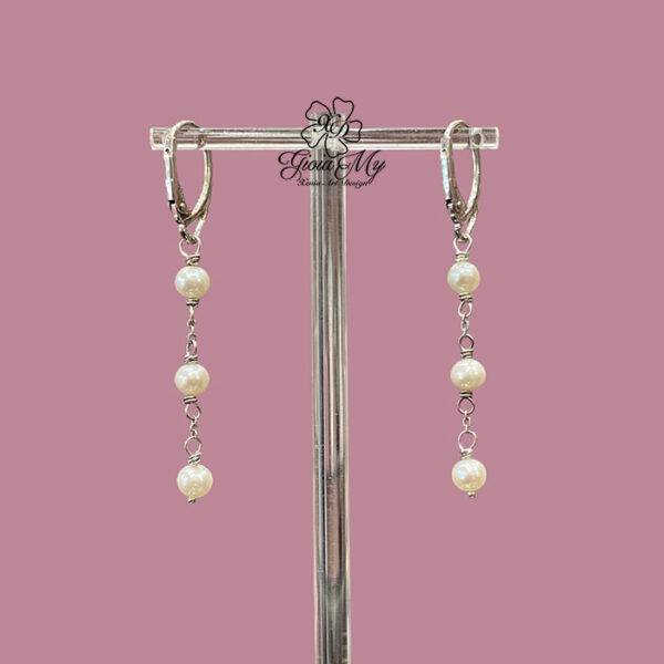Orecchini pendenti in argento con 3 perle