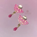 Orecchini fatti a mano smaltati fucsia con agata