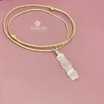 Ciondolo selenite naturale grezza e cordino regalo ideale per donna particolare