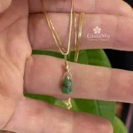 Ciondolo artigianale con zoisite rubino a goccia in argento dorato
