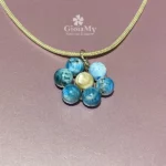 Ciondolo cristalloterapia a fiore con apatite azzurra piccolo