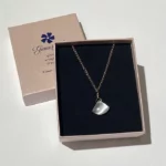 Gioiello elegante con pietra selenite naturale e ciondolo in argento 925