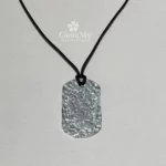 Collana uomo con ciondolo e cordino nero