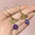 Eleganti pendenti in zama rosa con pietre di ametista viola naturale